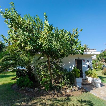 BungaLove Benalmadena Bagian luar foto